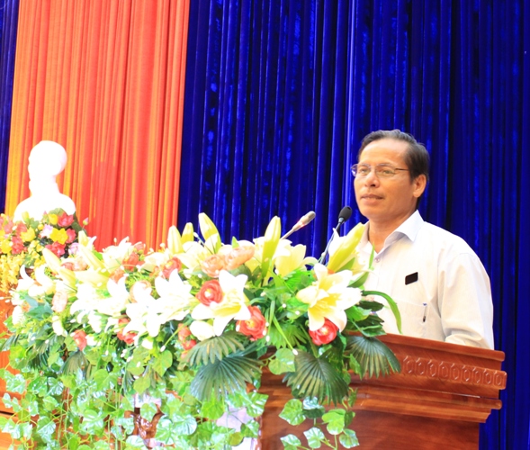 Phó Trưởng Ban Tuyên giáo Tỉnh ủy Nguyễn Cảnh thông tin về tình hình ASEAN.