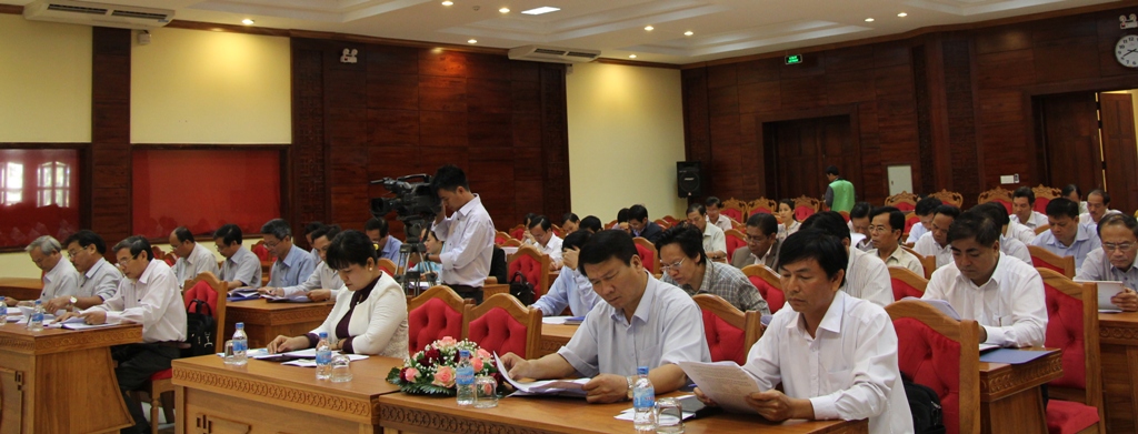 Các đại biểu dự hội nghị