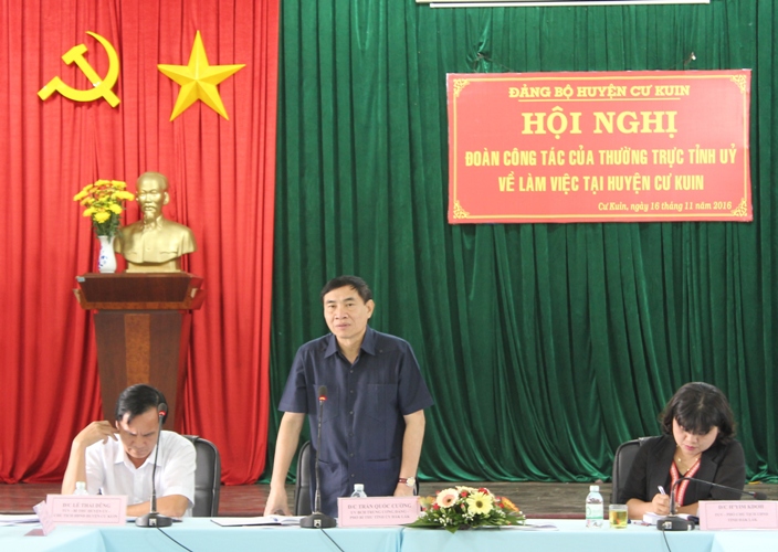 Đồng chí Trần Quốc Cường, Ủy viên Trung ương Đảng, Phó Bí thư Tỉnh ủy phát biểu chỉ đạo tại buổi làm việc