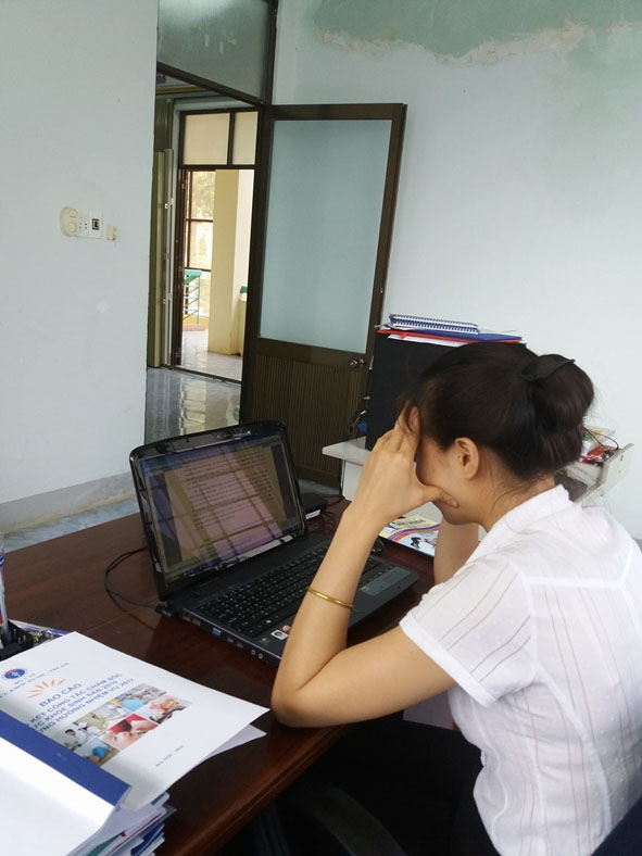 Bệnh nhân bị đau đầu vận mạch kéo dài sẽ khiến cơ thể thiếu máu não, thường có biểu hiện hoa mắt, chóng mặt, mệt mỏi. 