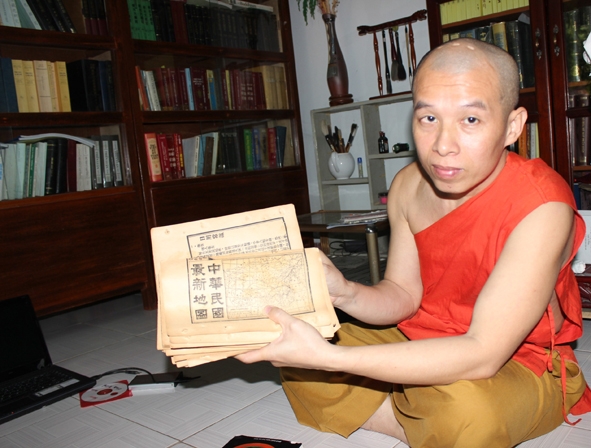 Cuốn sách “Trung Hoa dân quốc tối tân địa đồ” và nhiều tài liệu khác của sư thầy Thích Tâm Nhãn đều cho thấy Trường Sa - Hoàng Sa không thuộc Trung Quốc 
