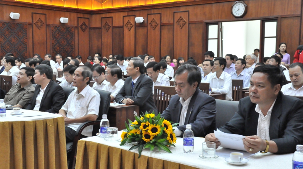 Các đại biểu dự hội nghị