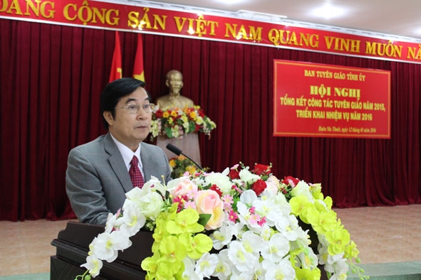 Đồng chí Phan Văn Chân phát biểu tại hội nghị triển khai công tác Tuyên giáo. Ảnh: G. Kiệt