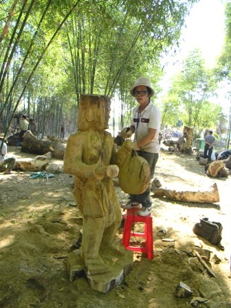 Tượng...
