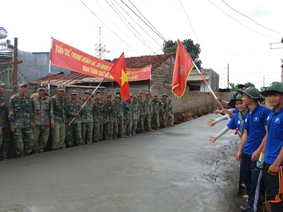 Và hoàn thành công trình thanh niên