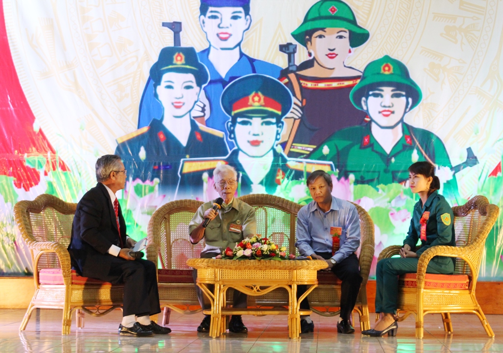 Các đại biểu tham gia chương trình giao lưu
