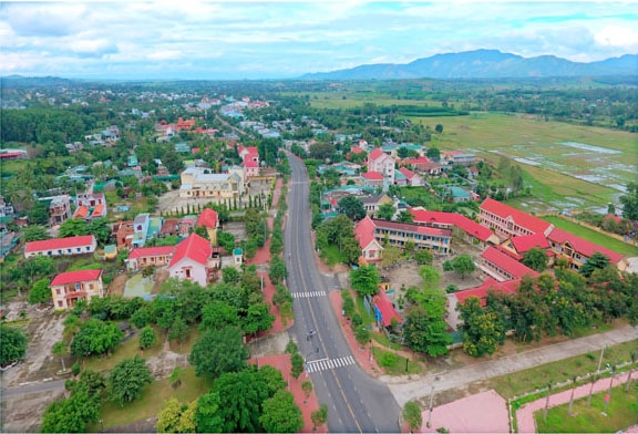 Trung tâm huyện M'Đrắk hôm nay.  Ảnh: N. Hoa