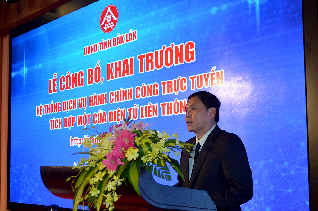 Phó Chủ tịch UBND tỉnh Nguyễn Tuấn Hà phát biểu tại buổi lễ