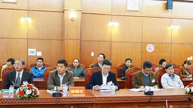 Các đại biểu tham dự lễ khai mạc.