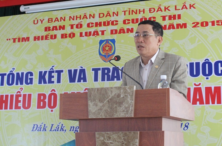 Phó Chủ tịch UBND tỉnh Võ Văn Cảnh phát biểu tại buổi lễ.