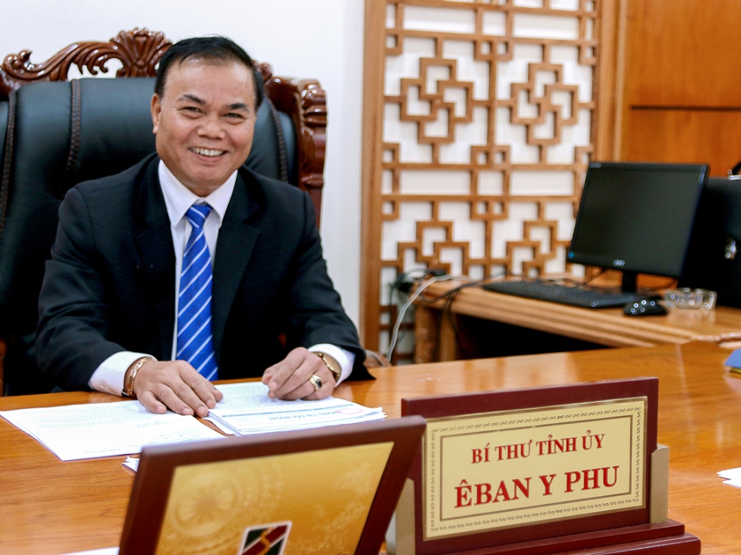 Bí thư Tỉnh ủy Êban Y Phu.