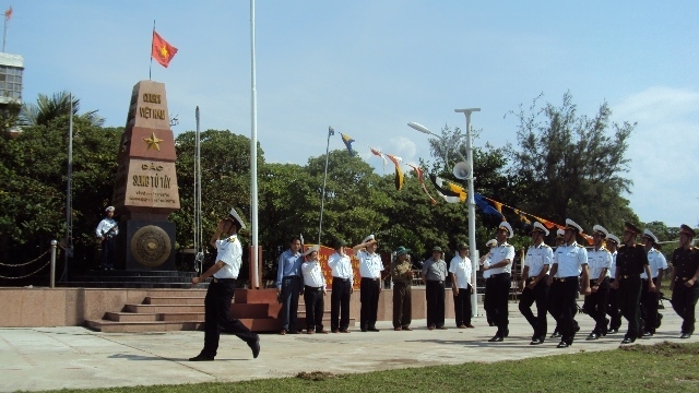 Đảo Song tử Tây 