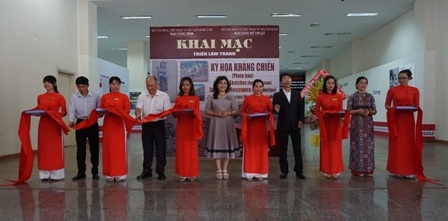 Cắt băng khgai mạc..