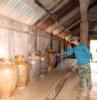 Hiện vật..