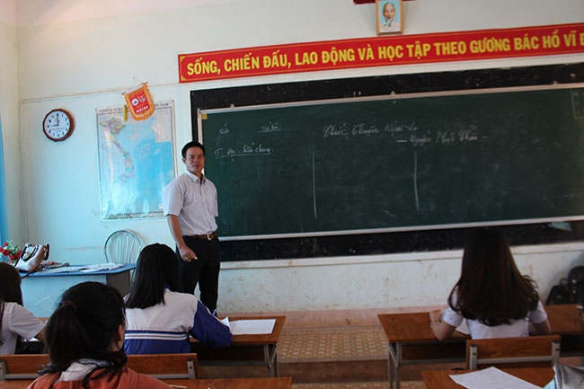 Một tiết học tại Trường THPT Y Jút.