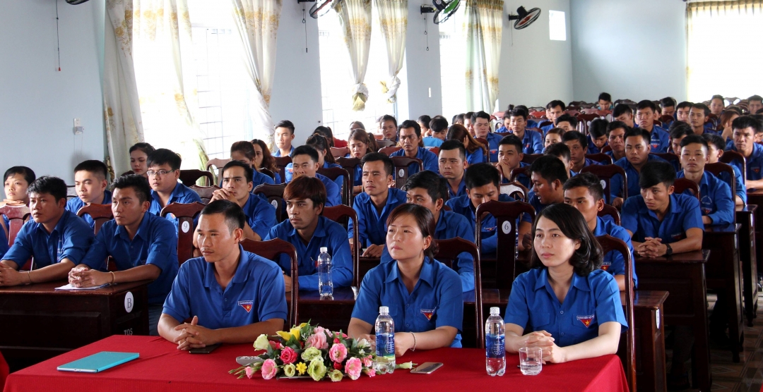 Các học viên tham gia lớp tập huấn