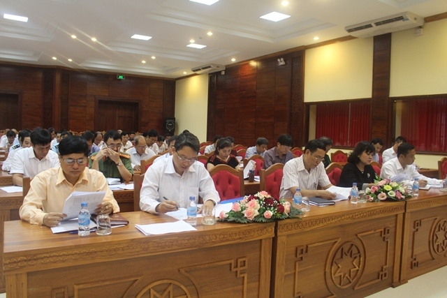 Đại biểu tham dự Hội nghị.