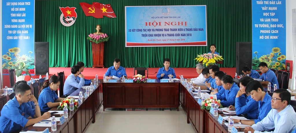 Toàn cảnh hội nghị