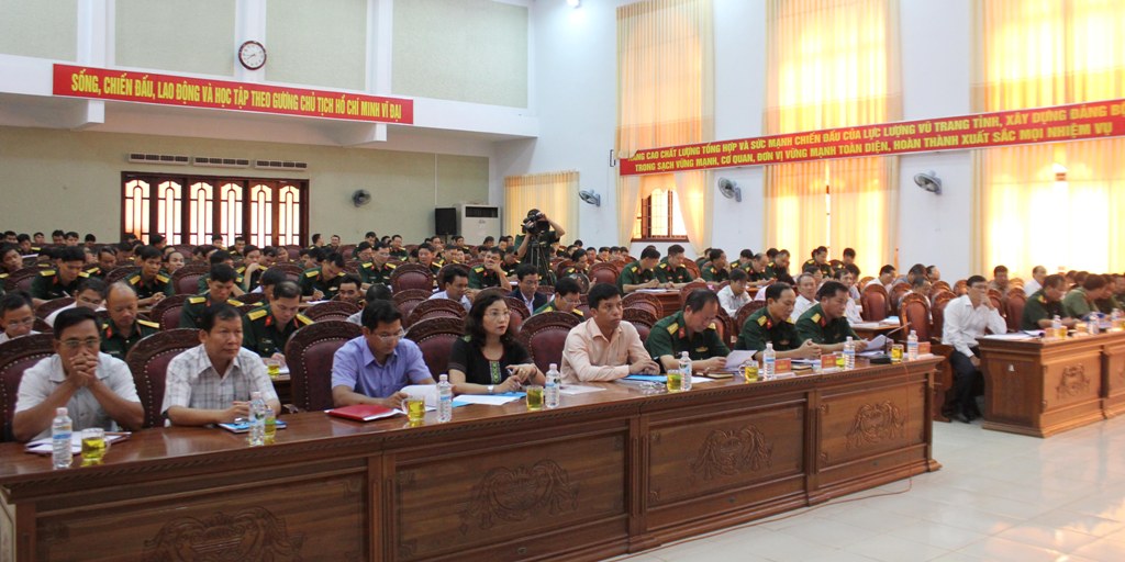Các đại biểu tham dự hội nghị