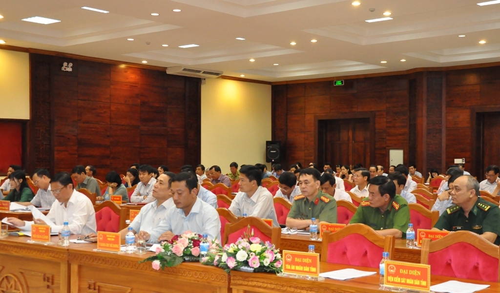 Các đại biểu tham dự phiên họp