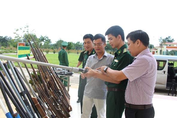 Bộ đội Biên phòng tỉnh thu hồi vũ khí, vật liệu nổ trái phép.