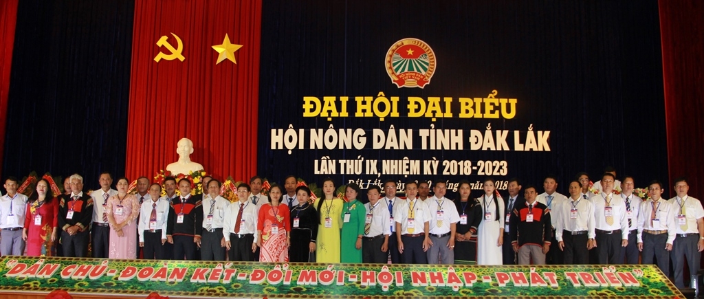 Ban Chấp hành Hội Nông dân tỉnh nhiệm kỳ 2018-2023 ra mắt nhận nhiệm vụ