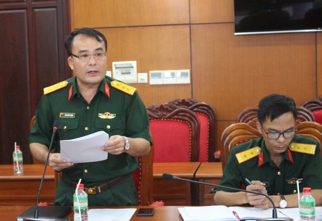 Thượng tá Trần Minh Trọng, Chính ủy Bộ Chỉ huy Quân sự tỉnh thông tin về Đại hội Thi đua Quyết thắng