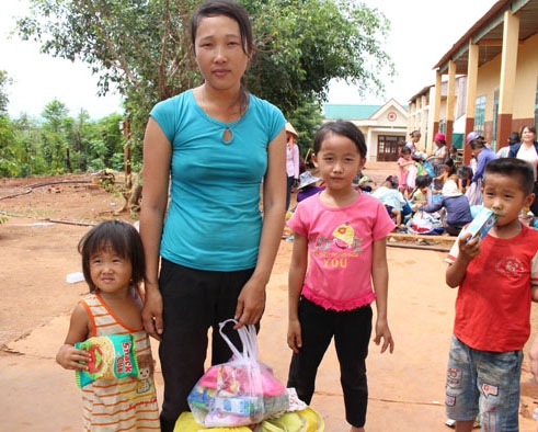 Em Lý Thị Mị lấy chồng từ năm 13 tuổi và giờ đã có ba đứa con.  