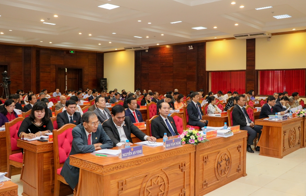Đại biểu tham dự Kỳ họp. Ảnh: H.Gia