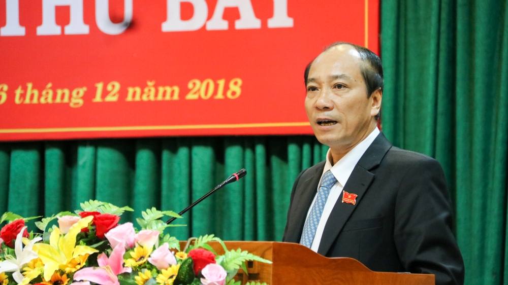 Phó Bí thư Tỉnh ủy, Chủ tịch UBND tỉnh Phạm Ngọc Nghị giải trình các vấn đề đại biểu quan tâm tại phiên làm việc. Ảnh: H.Gia