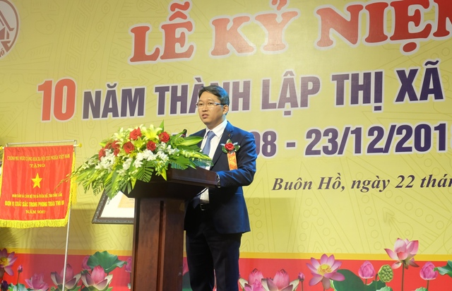 Đồng chí Nguyễn Hải Ninh, Phó Chủ tịch Thường trực UBND tỉnh phát biểu tại buổi lễ