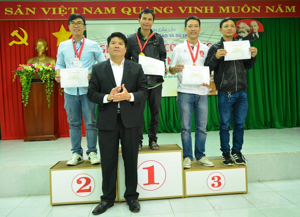Ông Nguyễn Văn Hà, Phó