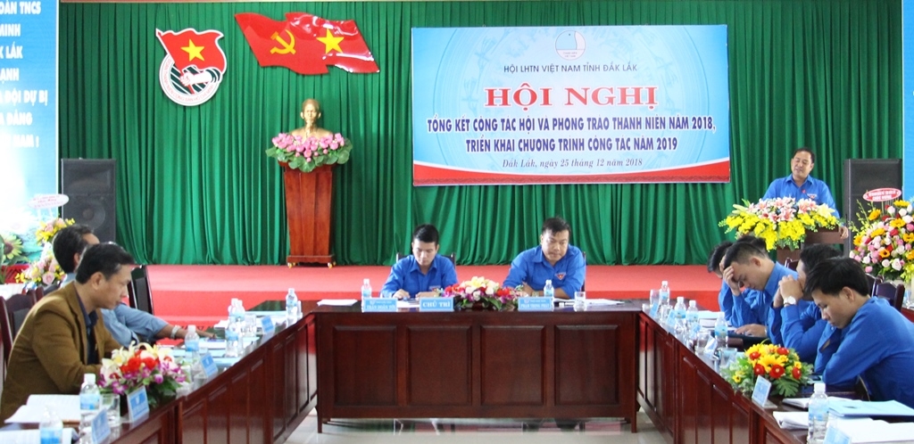 Các đại biểu tham dự hội nghị