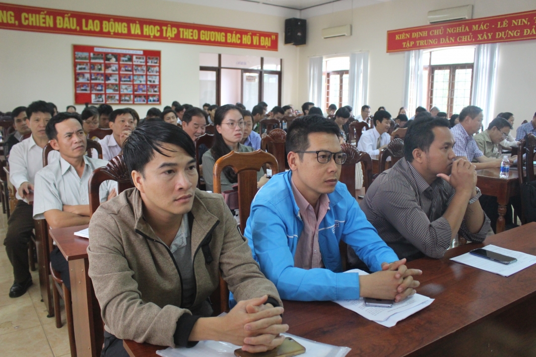 Các đại biểu tham dự Hội nghị. 