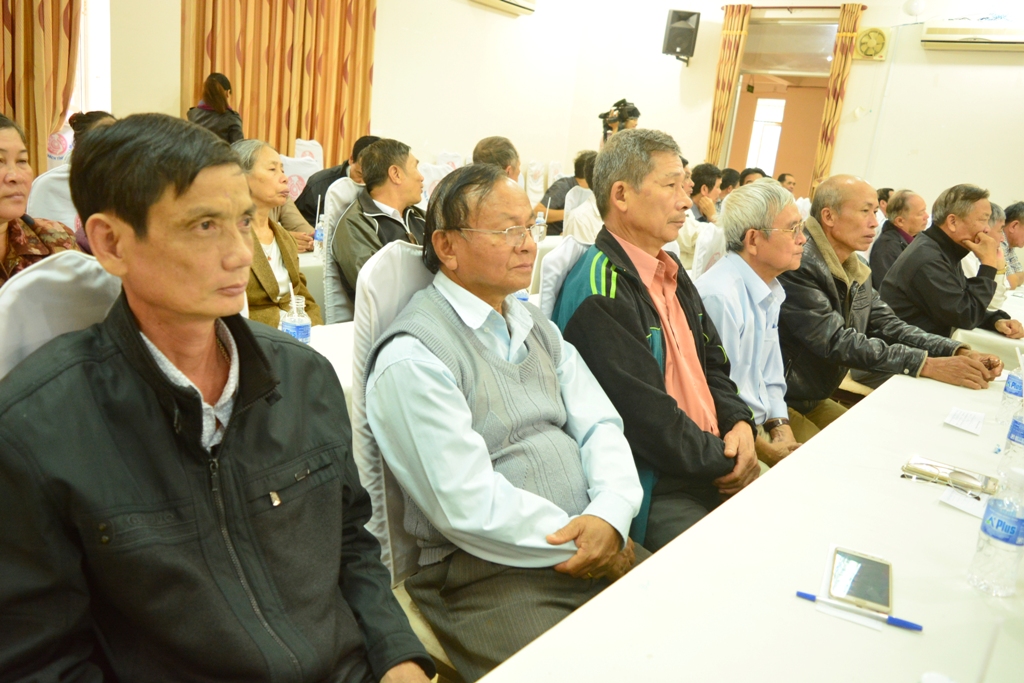 Các đại biểu dự buổi gặp mặt.