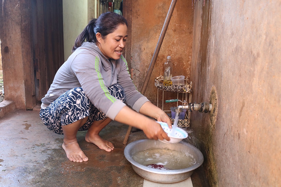 Chị H’Bida có thu nhập ổn định nhờ công việc giúp việc gia đình.