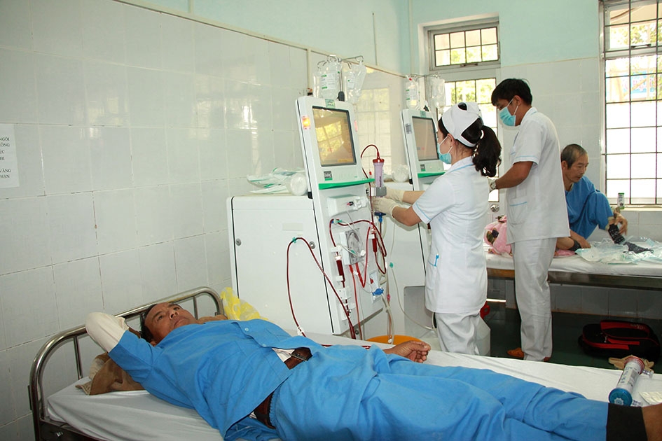 Máy chạy thận nhân tạo tại Bệnh viện Đa khoa thị xã Buôn Hồ được đầu tư từ nguồn xã hội hóa.