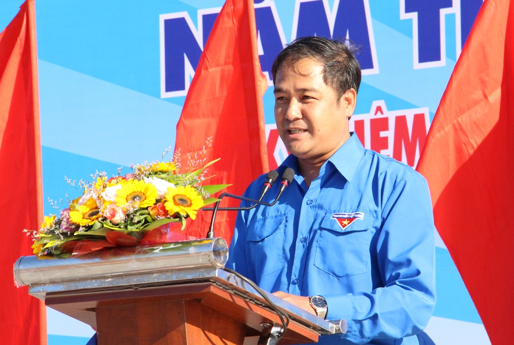 Bí thư Tỉnh Đoàn Y Nhuân Byă phát động Năm Thanh niên tình nguyện 2019