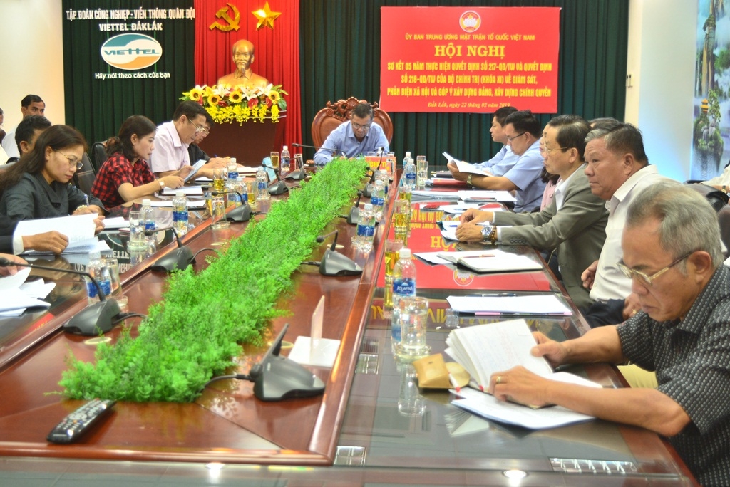 Quang cảnh hội nghị tại điểm cầu Đắk Lắk.