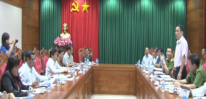 Các đại buổi dự buổi giám sát.