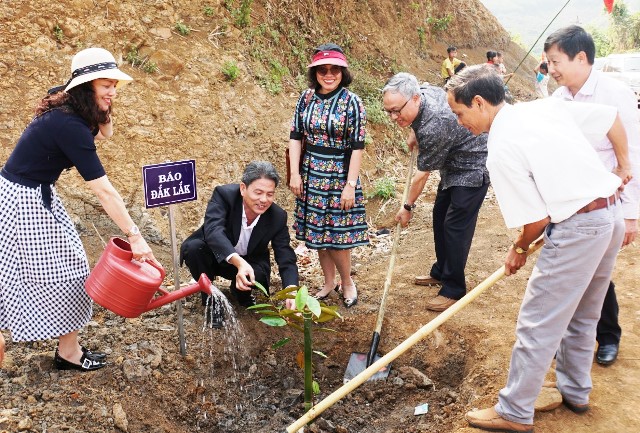 Lãnh đạo Báo Đắk Lắk