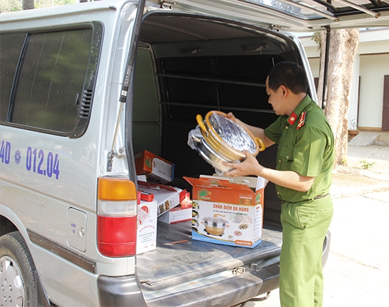 Phươn tiện và tang vật liên quan đến vụ việc đang được tạm giữ tại Công an huyện Cư M'gar