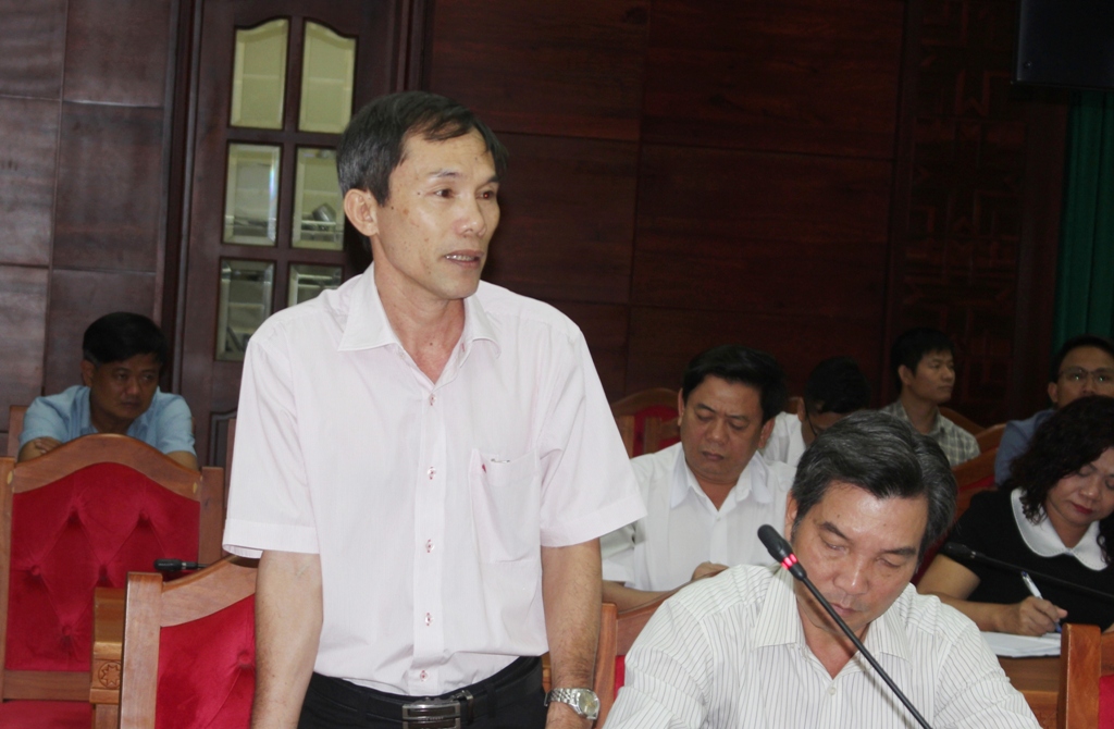 Phó tổng Biên tập Báo Đắk Lắk Đinh Xuân Toản cám ơn sự vào cuộc kịp thời của lãnh đạo huyện Krông Bông sau vụ việc Báo Đắk Lắk phản ánh