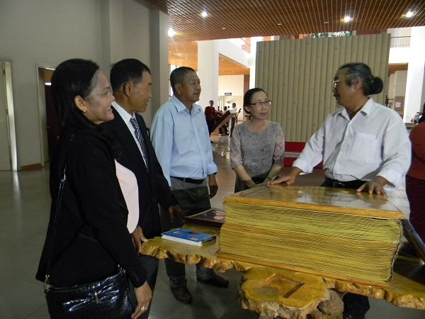 đặc biệt...
