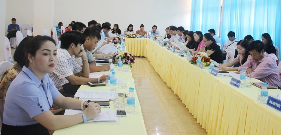 Các đại biểu tham dự hội nghị
