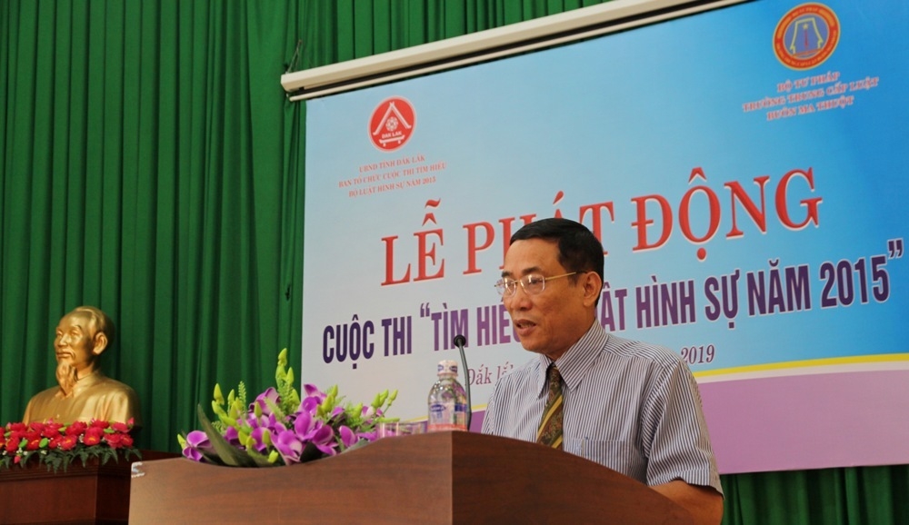 Phó chủ tịch UBND tỉnh Võ Văn Cảnh phát biểu tại buổi lễ.