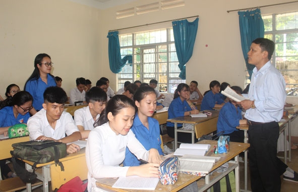 Một tiết học của thầy và trò Trường THPT Hồng Đức (TP. Buôn Ma Thuột). Ảnh minh họa