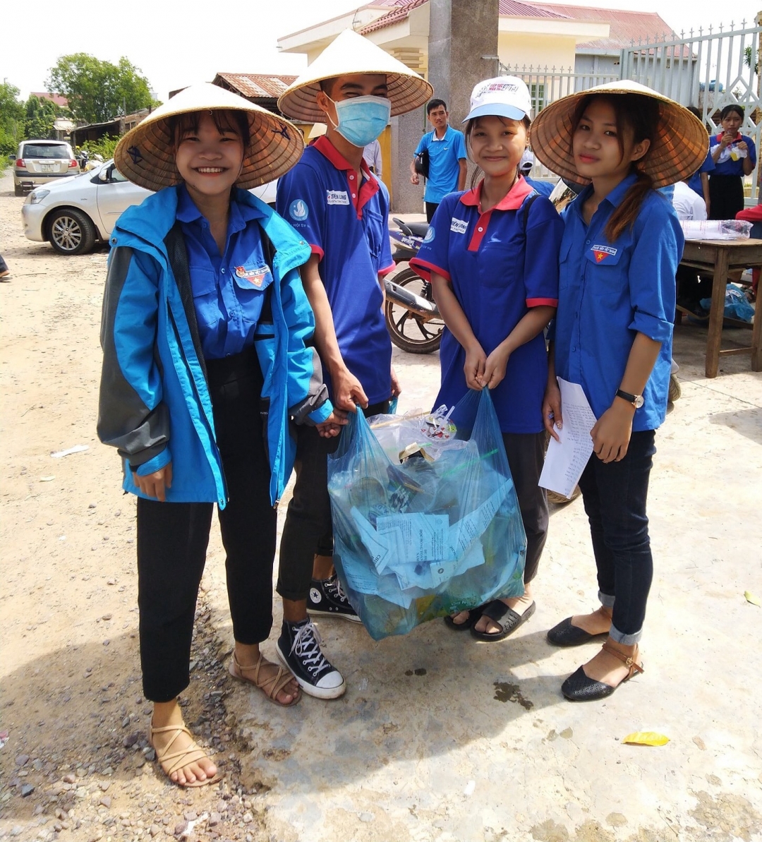 Dọn vệ sinh sau mỗi buổi thi