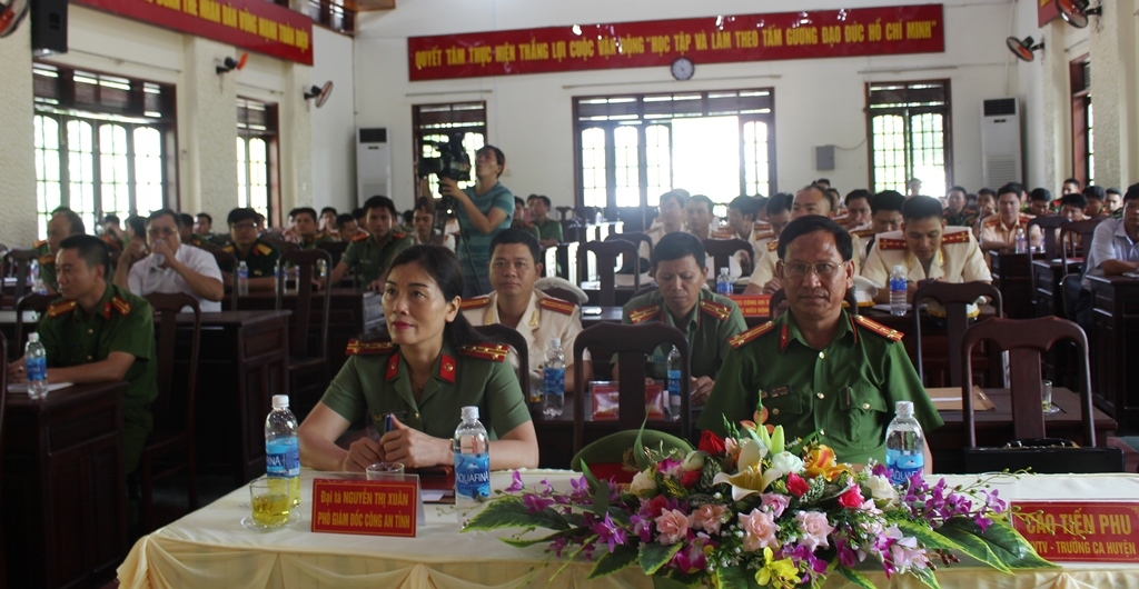 Các đại biểu tham dự hội nghị