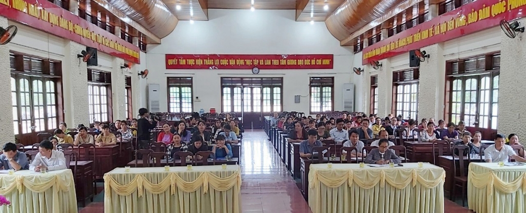 Các đại biểu tham dự buổi đối thoại